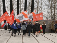 Торжественный митинг у монумента «Катюша» на Дороге Жизни