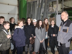 Школьники на Всеволожском Крановом Заводе в рамках акции 